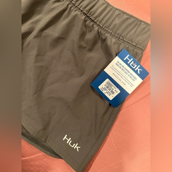 Huk athletic Ashley shorts ***brand new*** - Picture 3 of 4